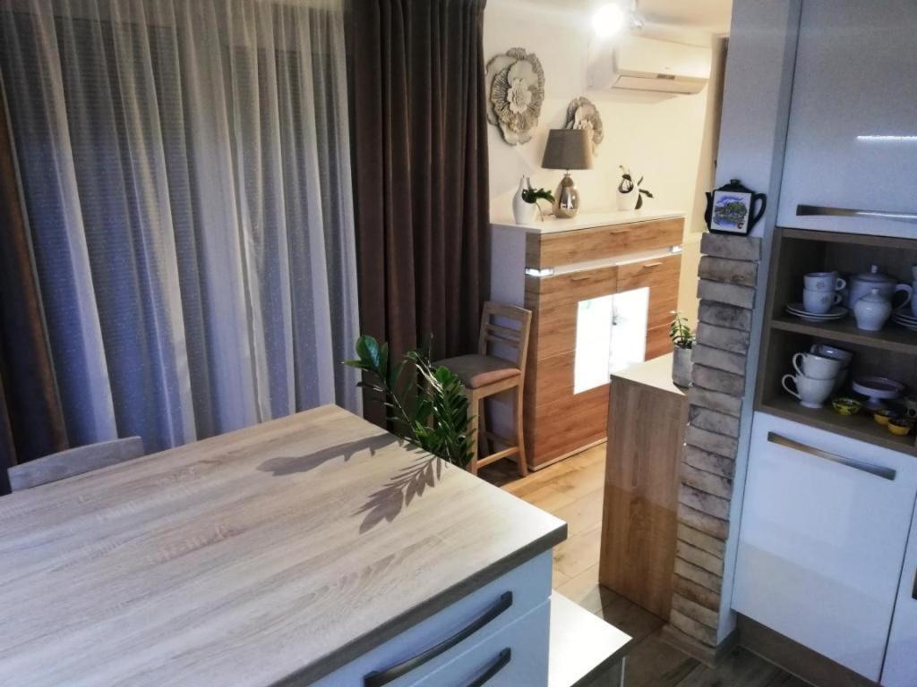 Galeria Stastie Apartment Senec Exterior foto