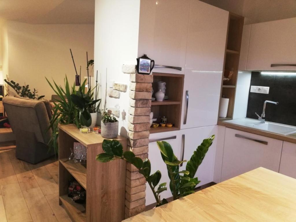 Galeria Stastie Apartment Senec Exterior foto
